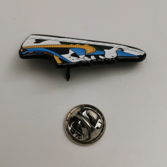 Nike Brooch Mini Air Jordan Shoes Miniature - Picture 4 of 7
